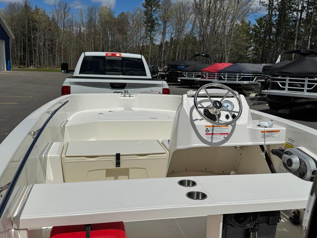2026 Boston Whaler 160 Super Sport - 10