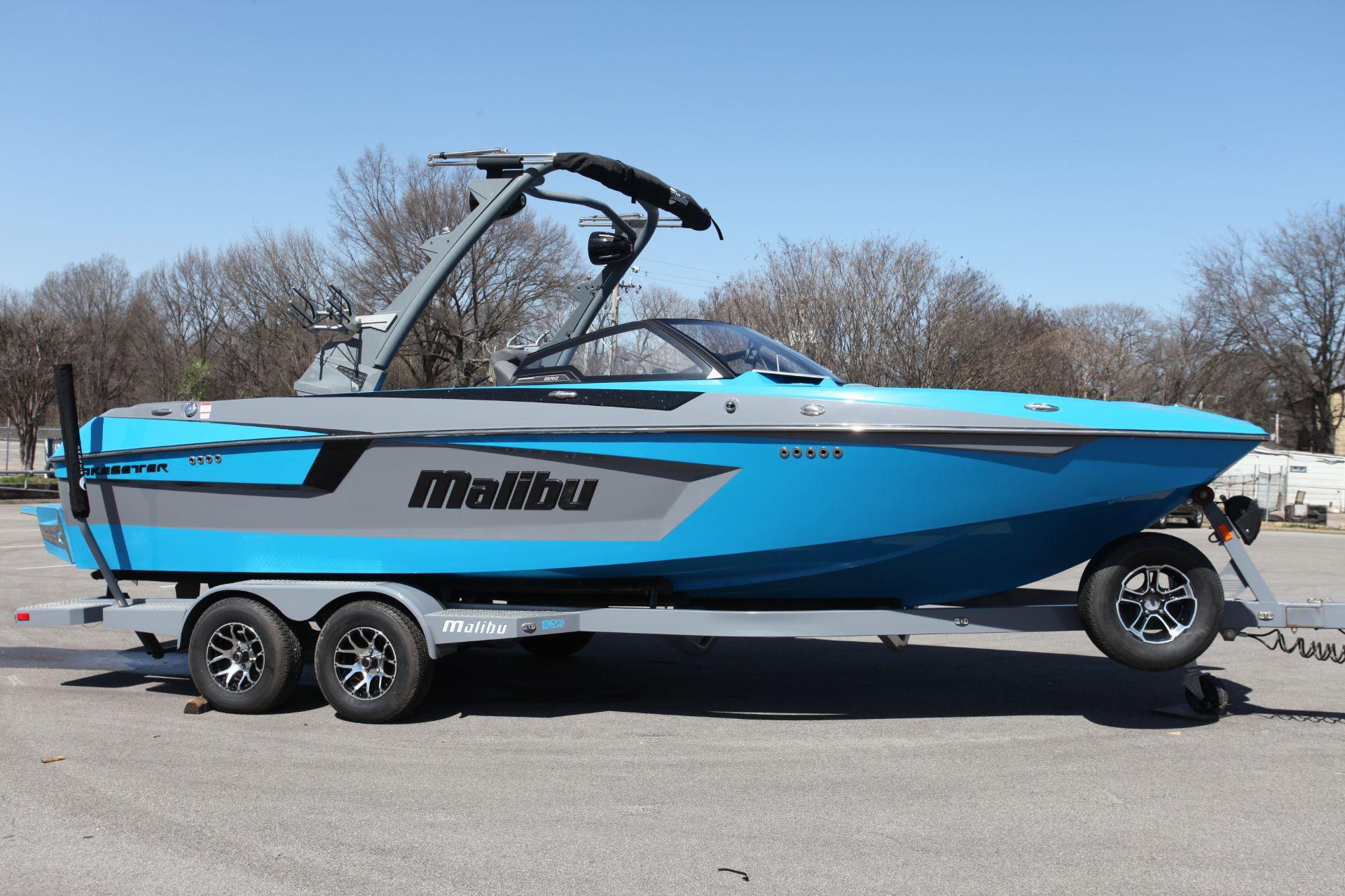 2021 Malibu Wakesetter 23 MXZ - 2