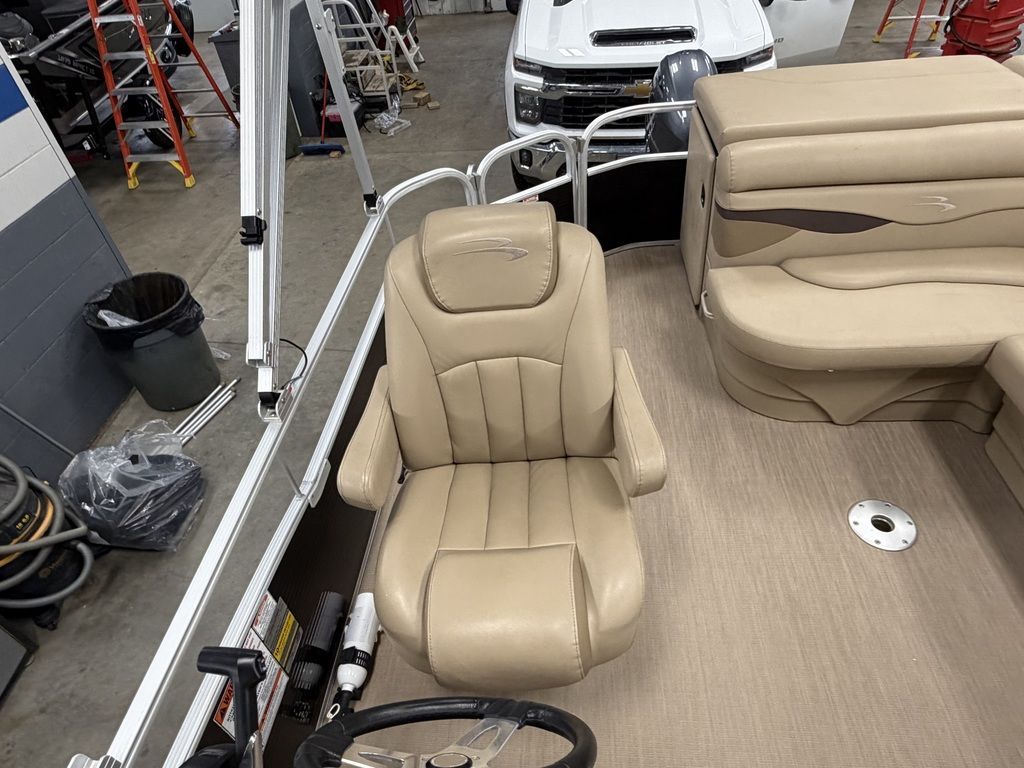 2018 Bennington 21SL - 19