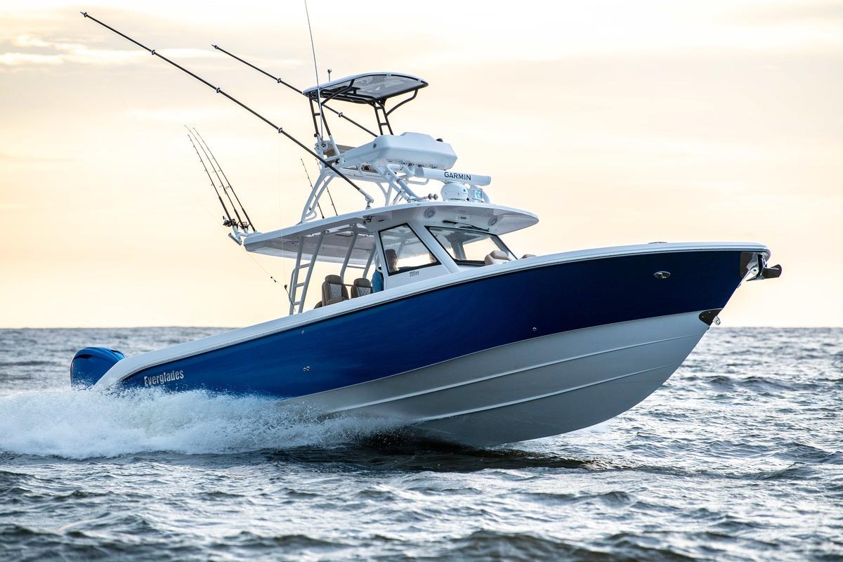 2025 Everglades 395 Center Console