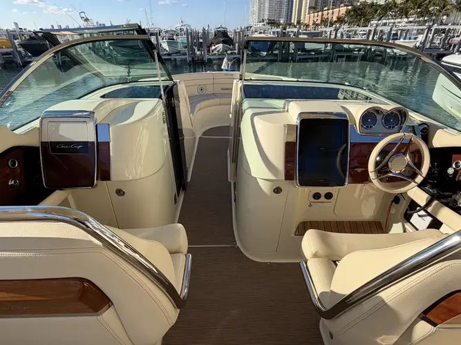2023 Chris-craft Launch 35 Gt - Image 10