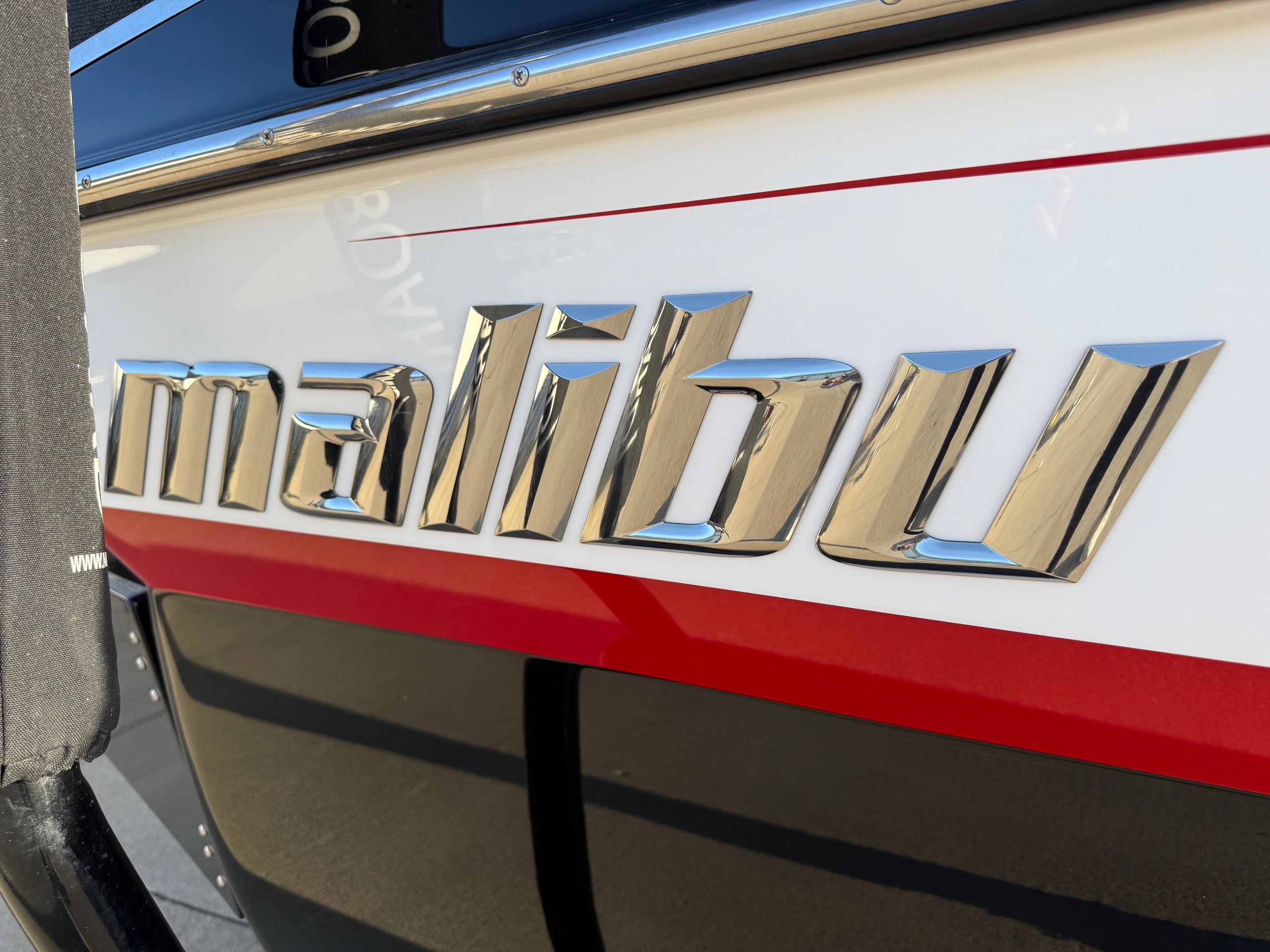 2013 Malibu Wakesetter 21 VLX - 7