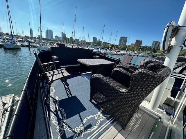 2004 Diesel Duck 38 Trawler - 20