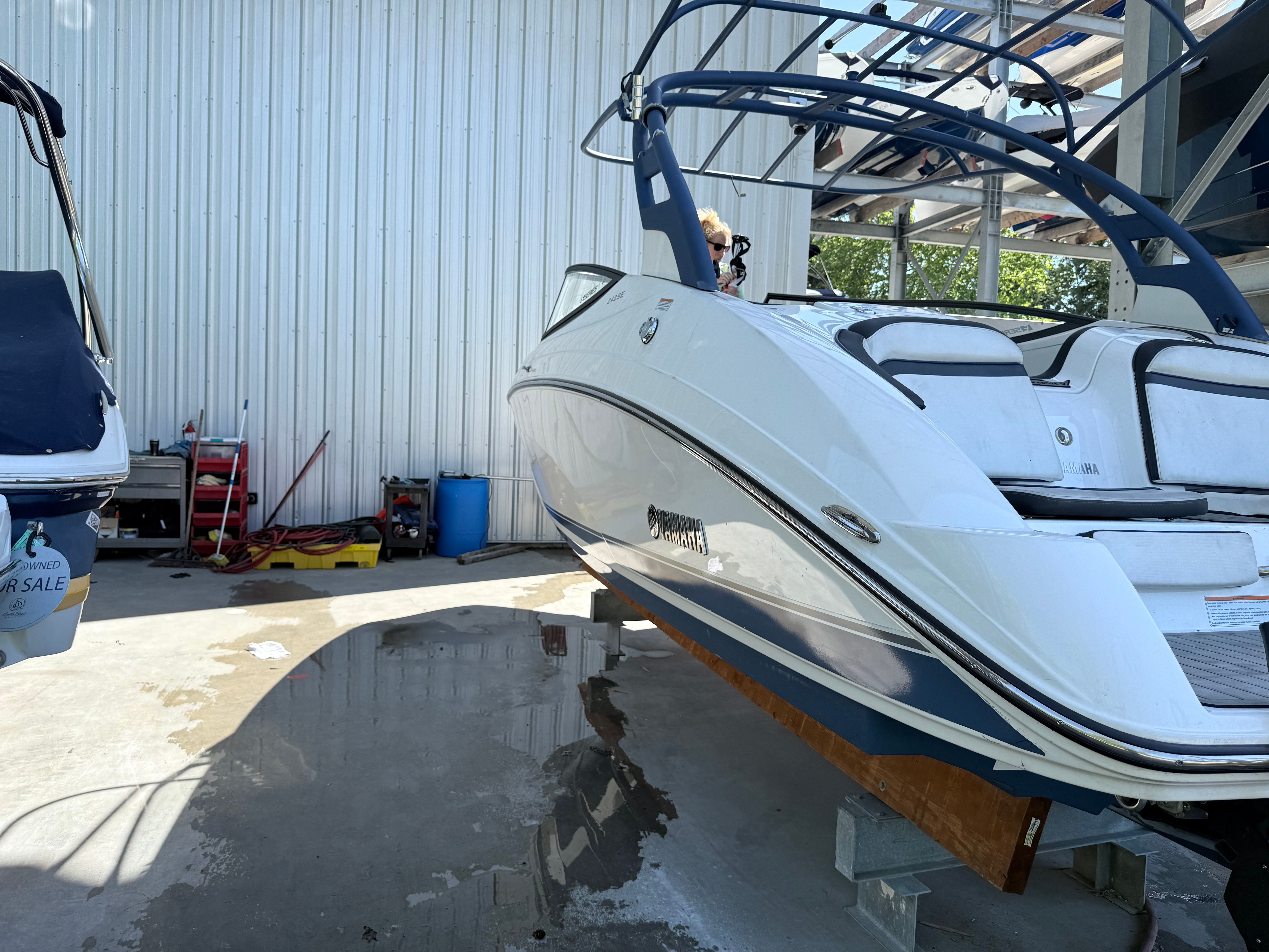 2020 Yamaha Boats 242SE - 4