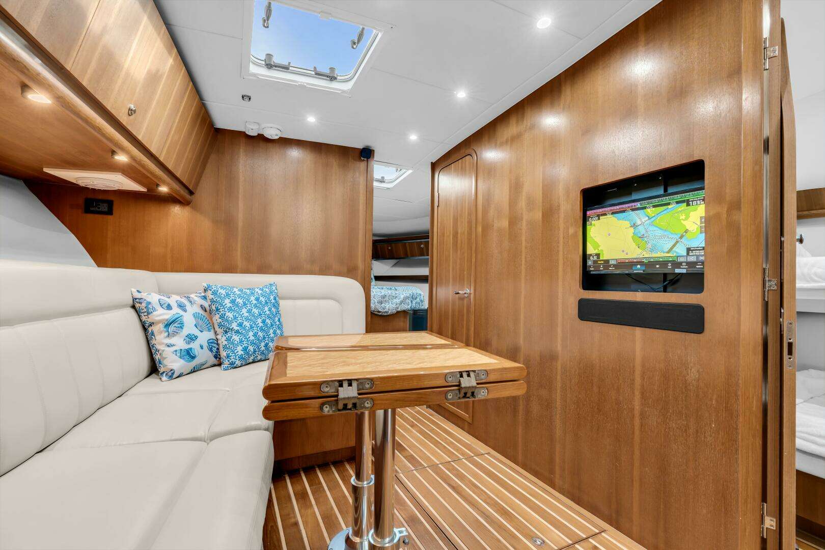 2006 Tiara Yachts 4200 Open - Image 35