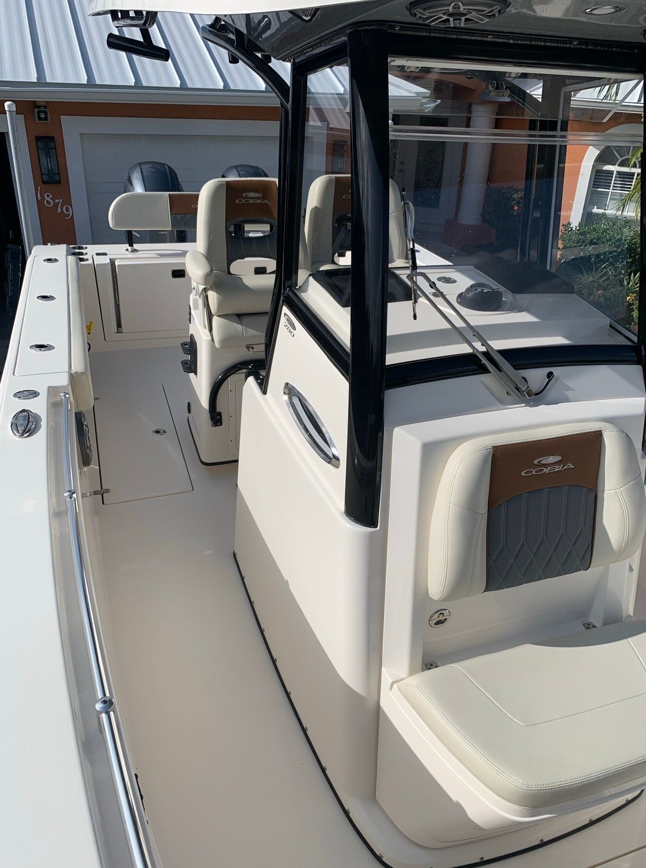 2020 Cobia 280 Center Console - 14