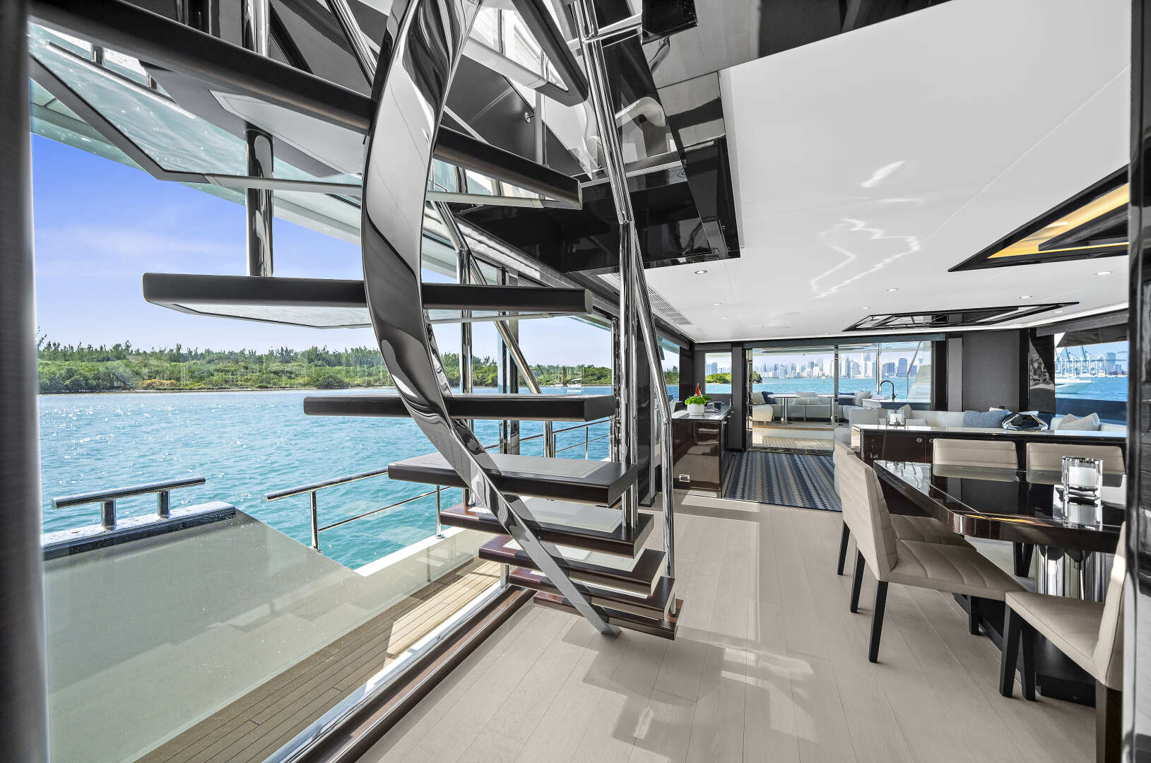 2024 Ocean Alexander 32L - Image 40