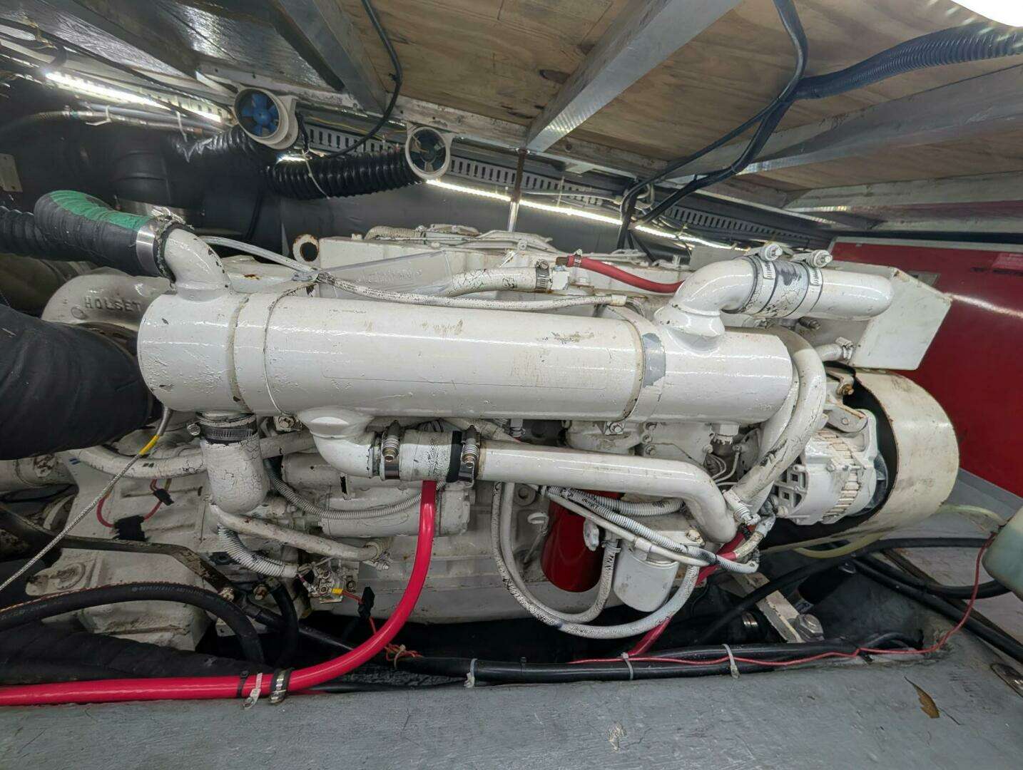 1996 Carver 455 Aft Cabin - Image 33