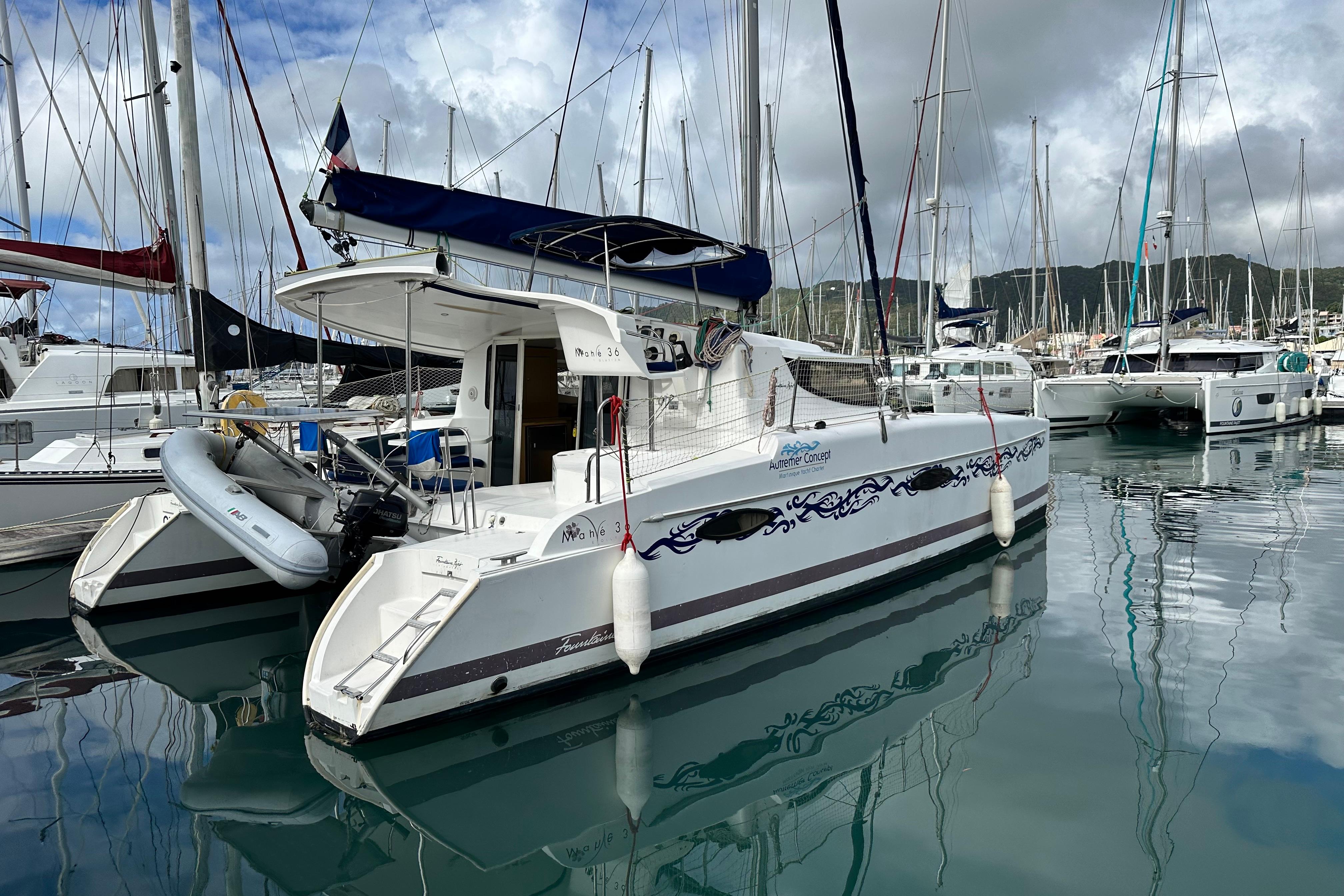 2015 Fountaine Pajot Mahe 36 Evolution