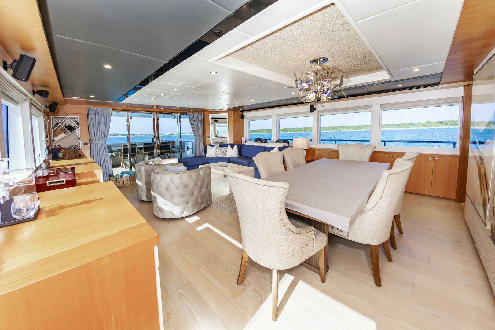 2017 Johnson 93 Flybridge - Image 33