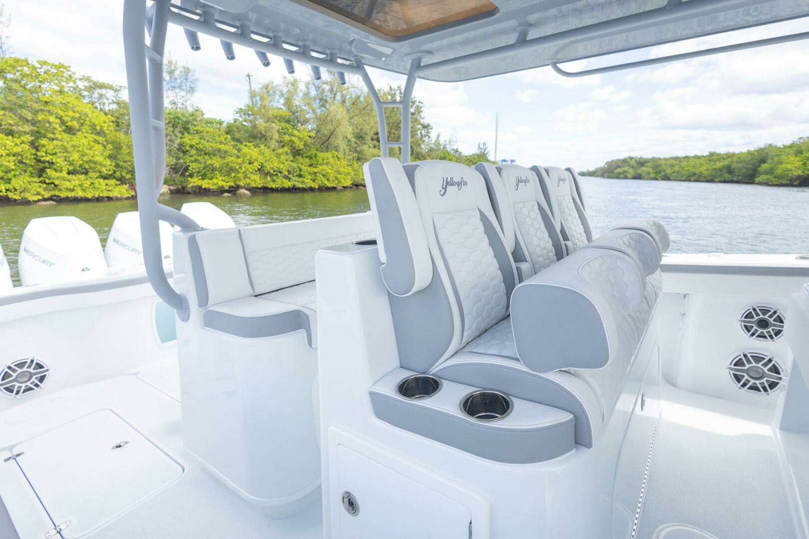 2026 Yellowfin 42 Offshore - Image 7