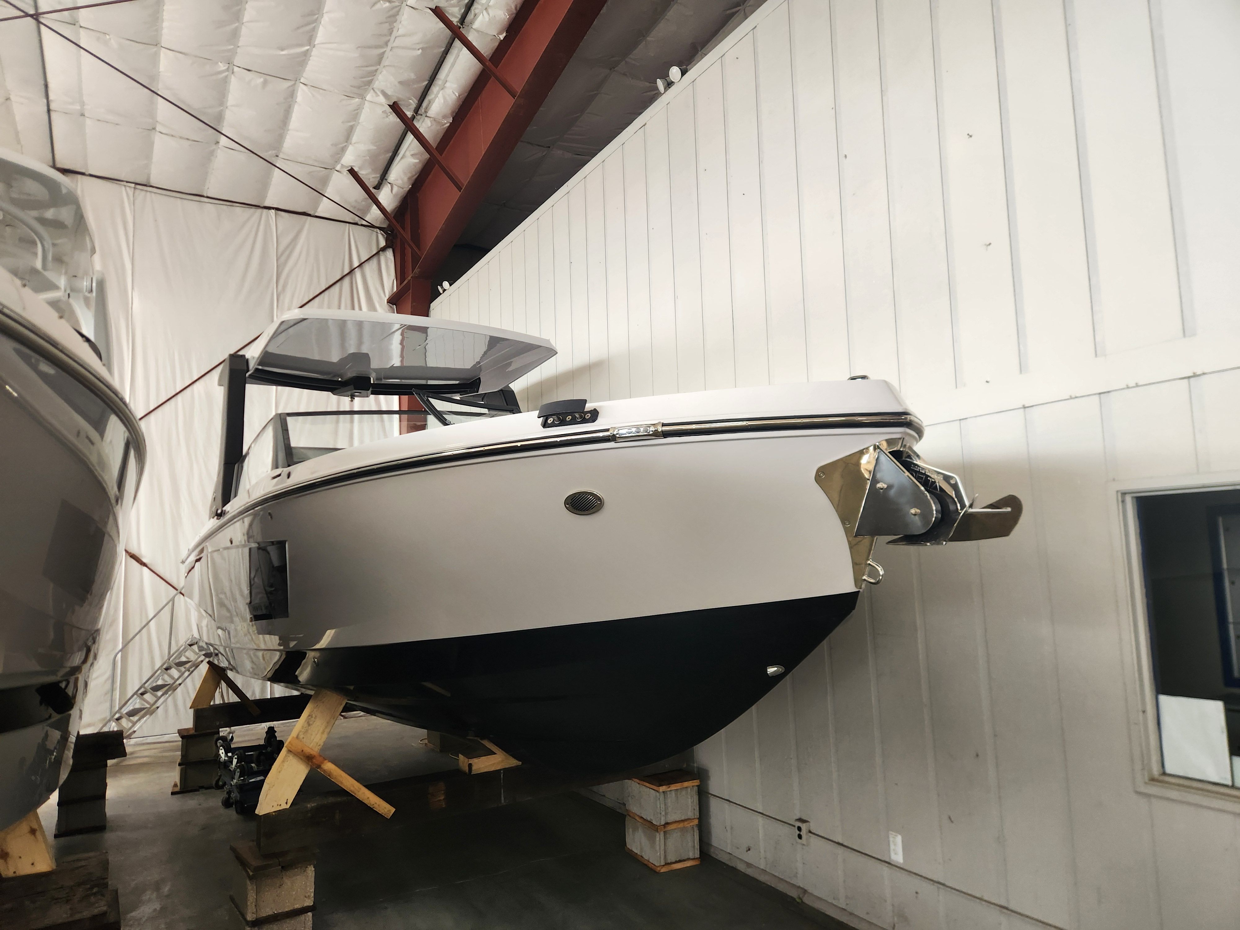 2024 Aviara AV28 Surf