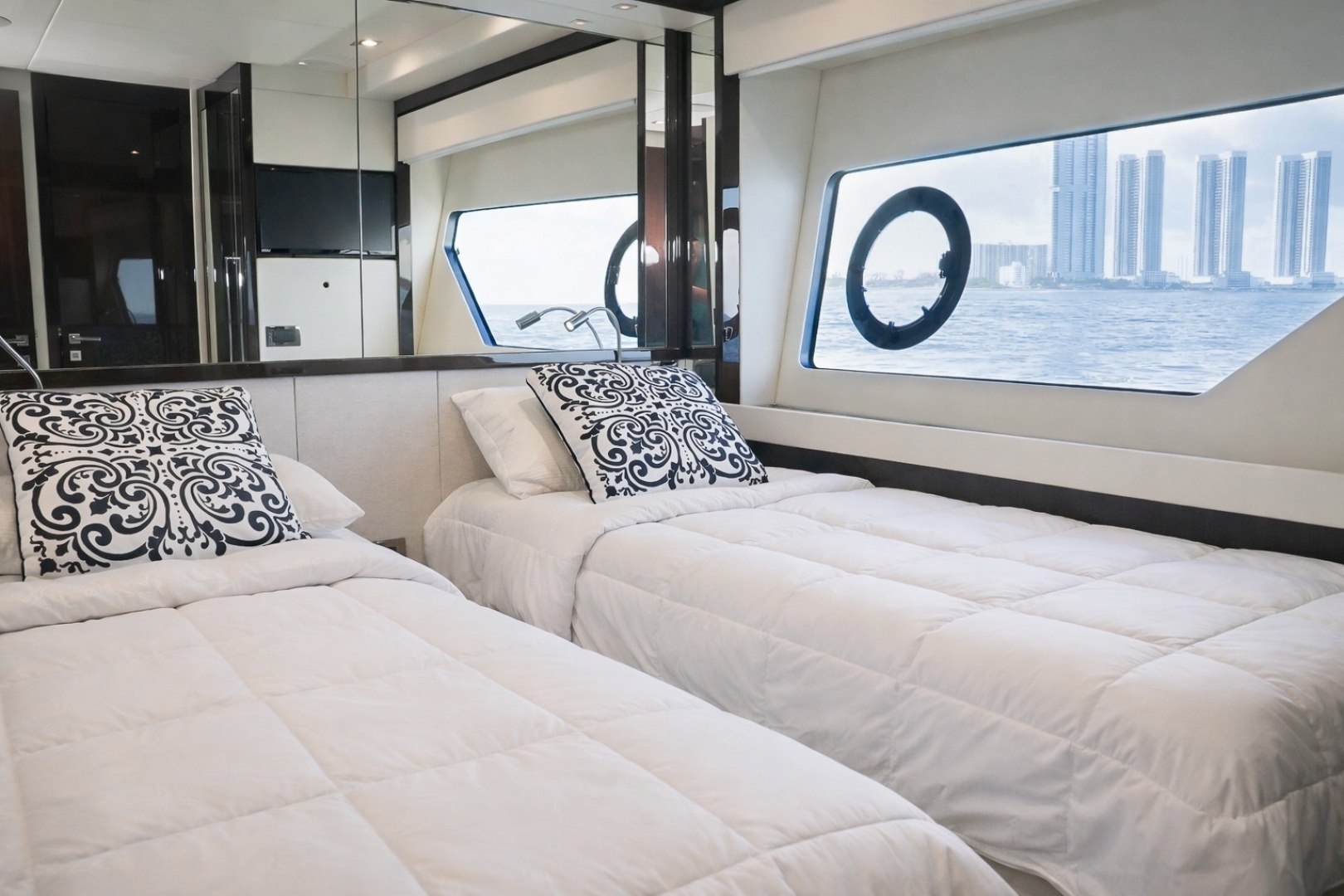 2019 Sunseeker 76 YACHT - Image 39
