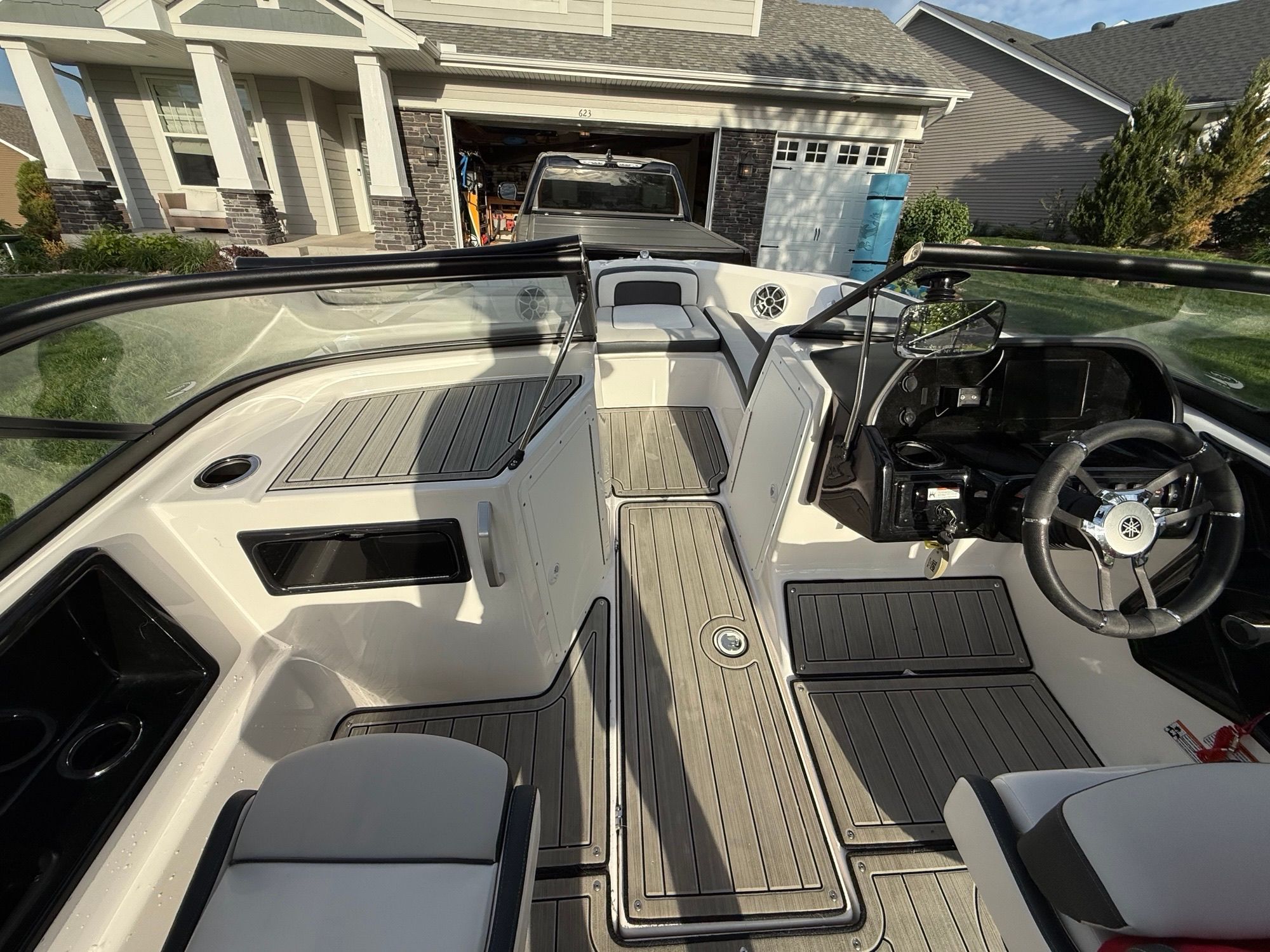2022 Yamaha Boats 195S - 3