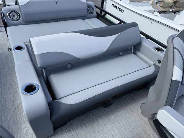 2026 Tahoe LTZ - 23 FT Versatile Rear Lounger - 22