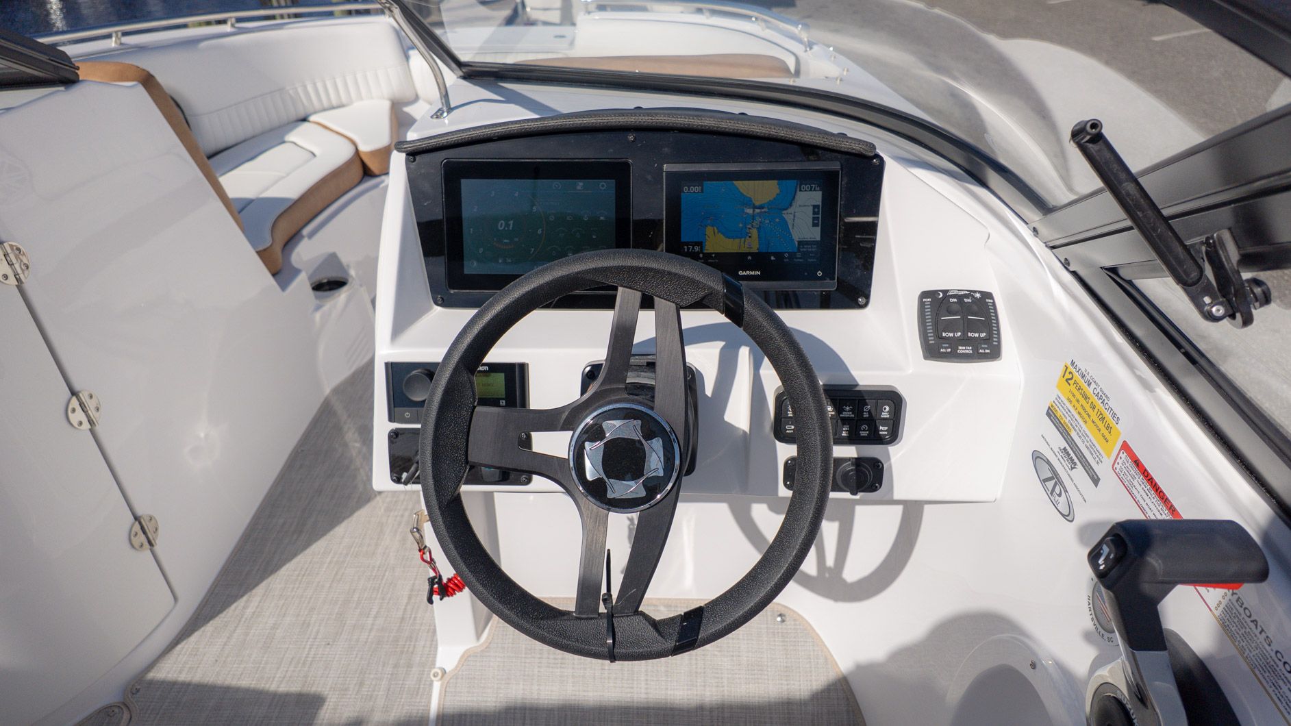2026 Stingray 231 DC - 23