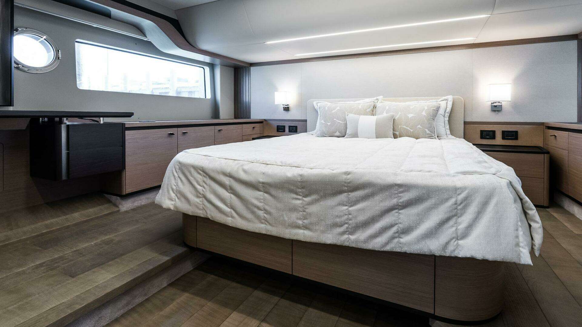 2026 Absolute Navetta 53 - Image 35