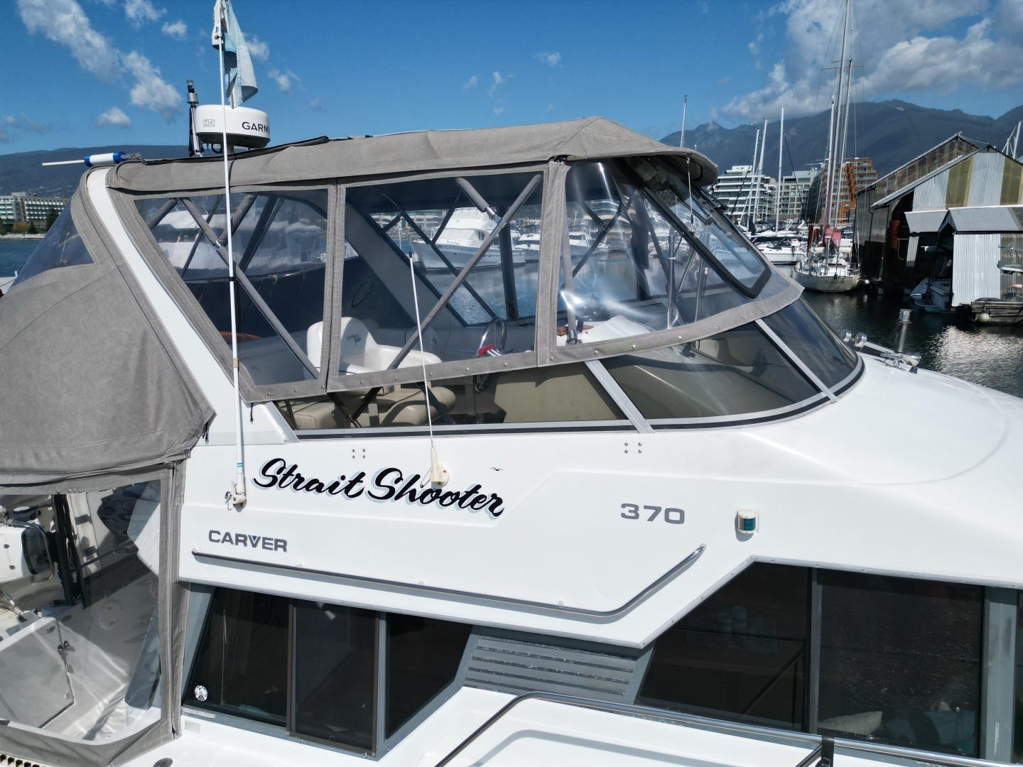 1996 Carver 370 Voyager - Image 24
