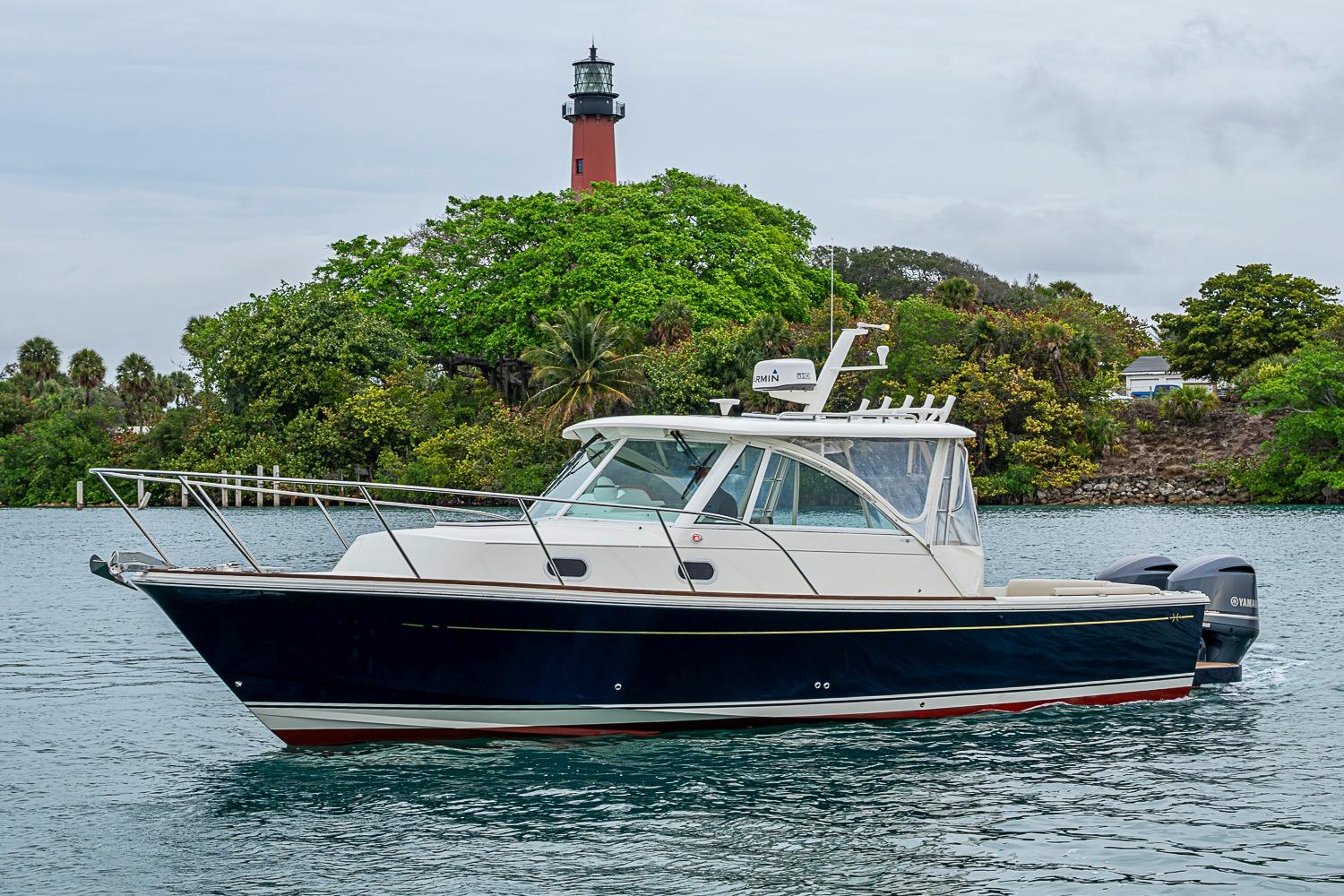 2019 Hunt Yachts Surfhunter 32