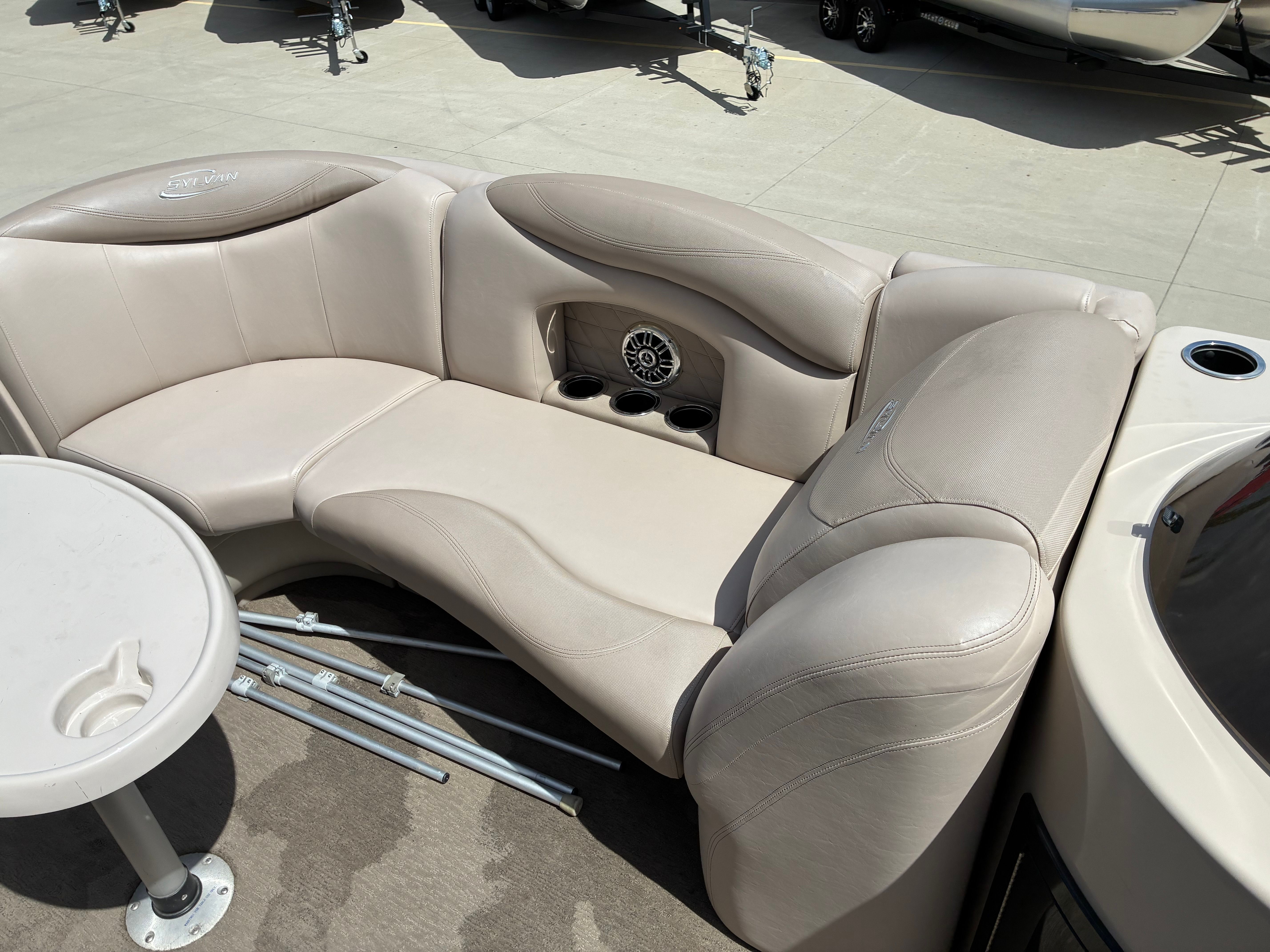 2013 Sylvan 8522 Mirage Cruise - 16