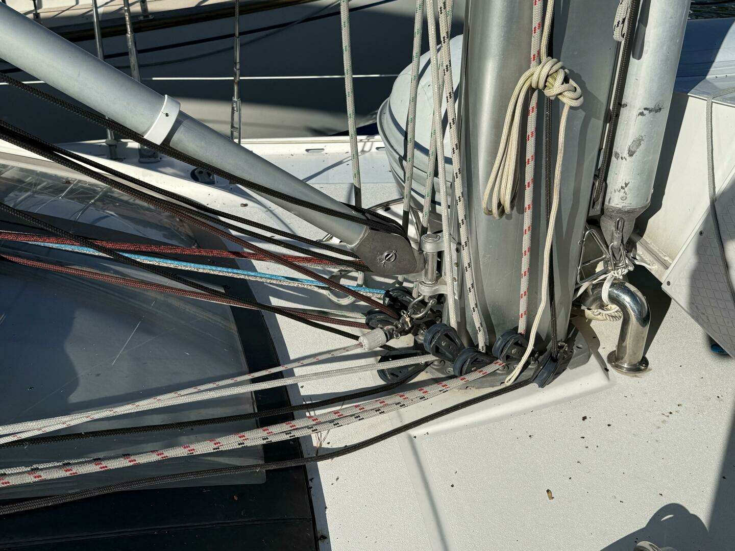 2011 Allures 45 - Image 14