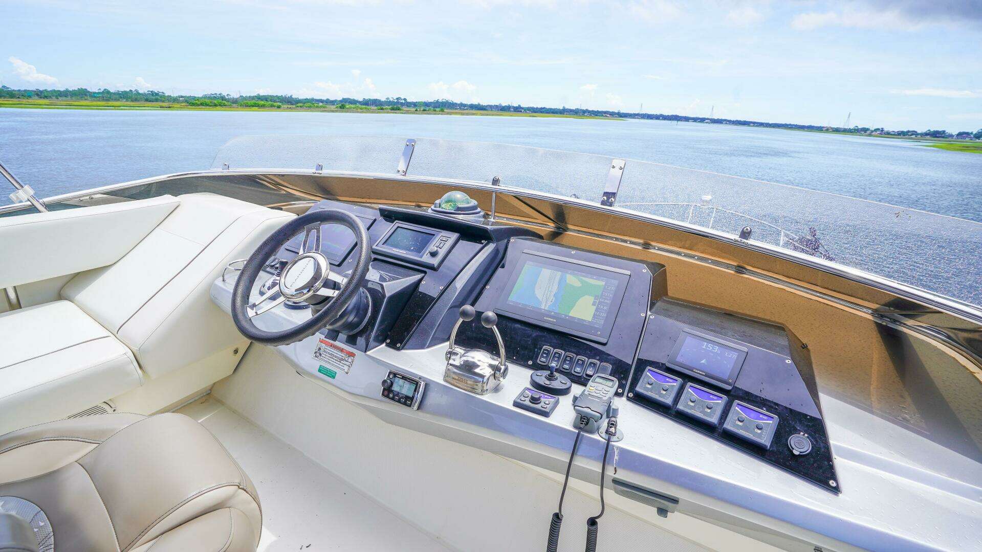 2009 Marquis 500 Sport Bridge - Image 28