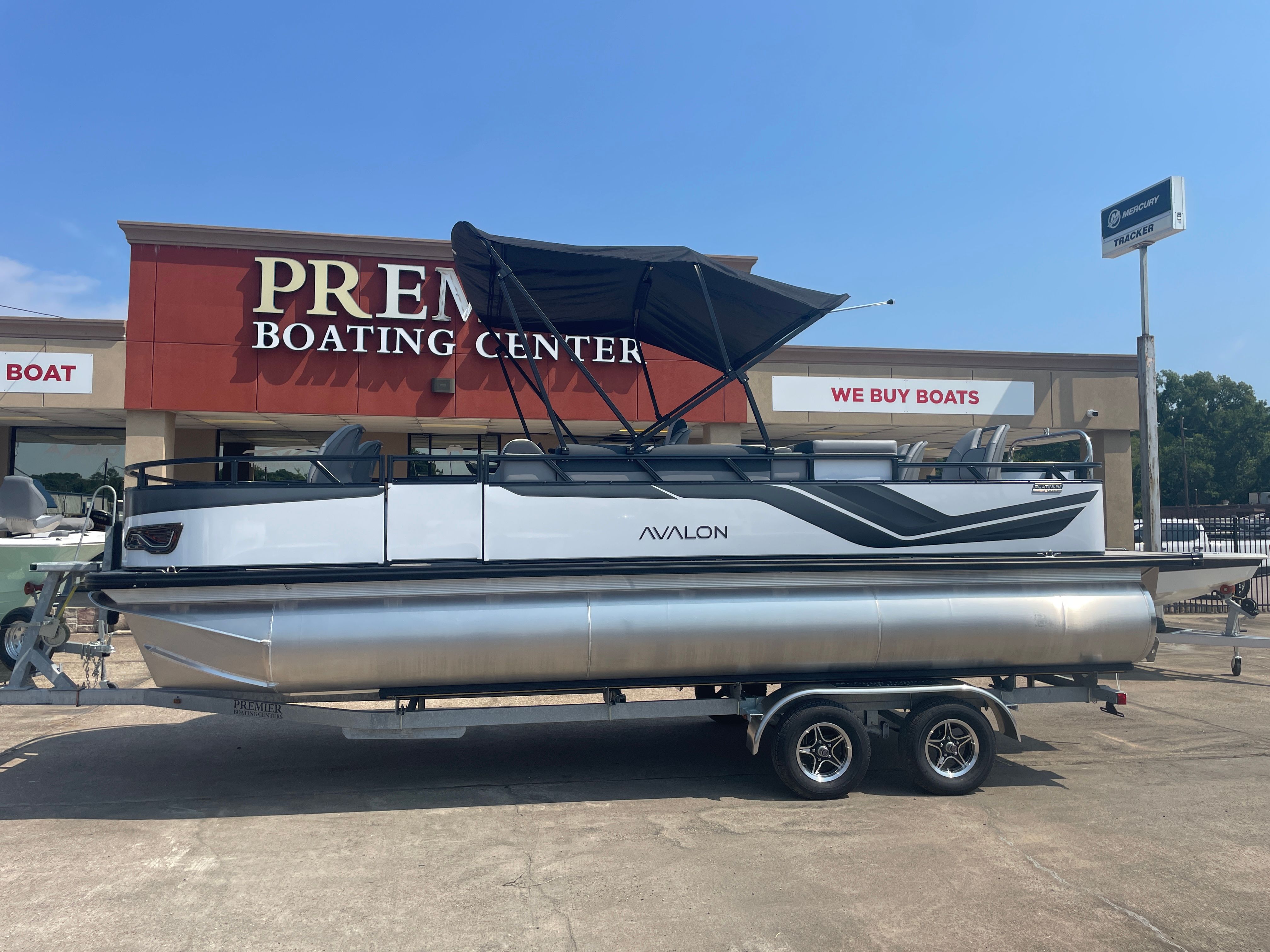 2025 Avalon Venture 85 Quad Fish - 23'