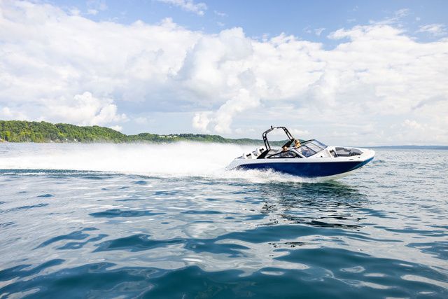 2027 Scarab Jet Boats 235 SE - 32