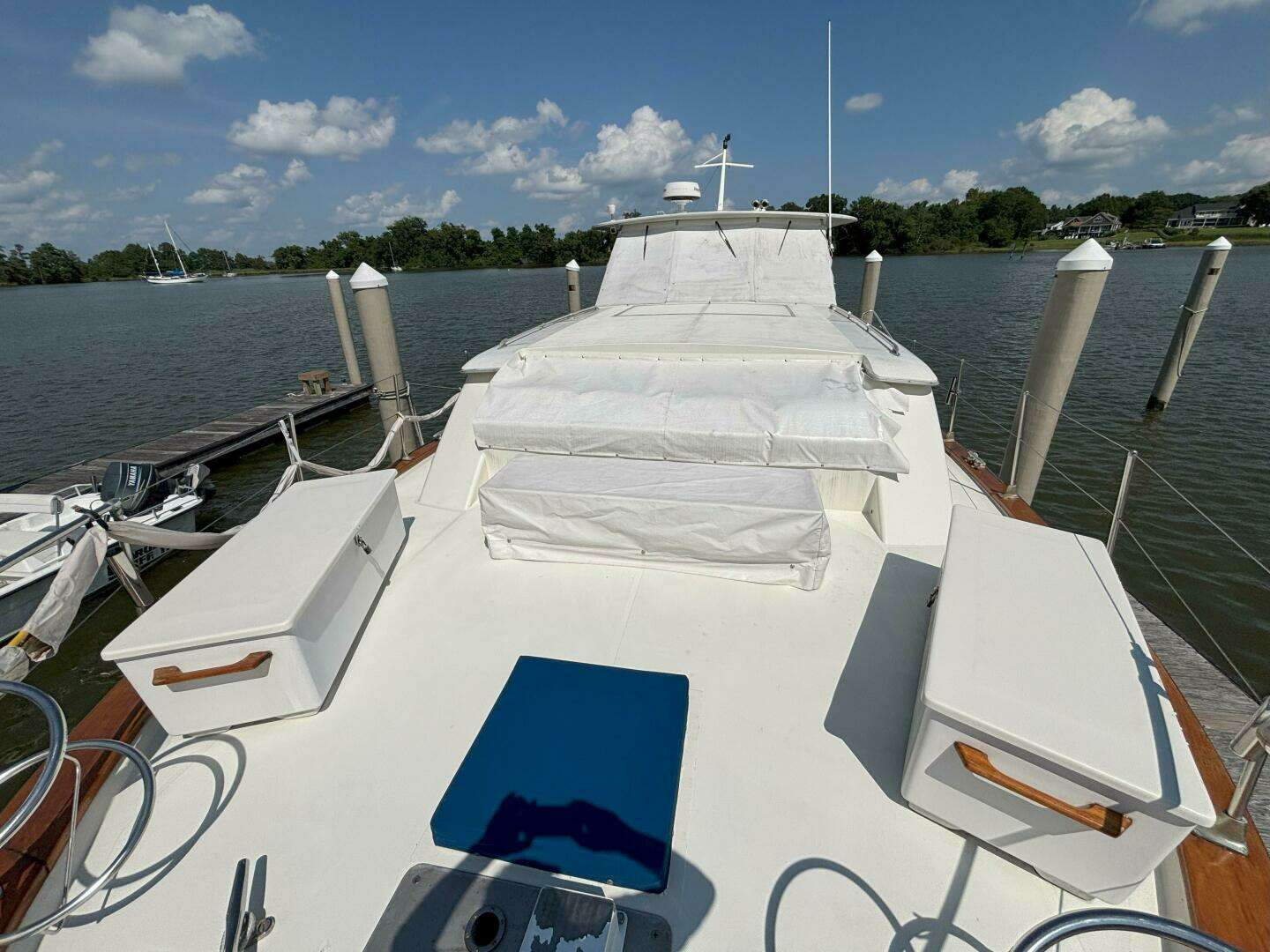 1972 Matthews 4 Flush Deck - Image 21