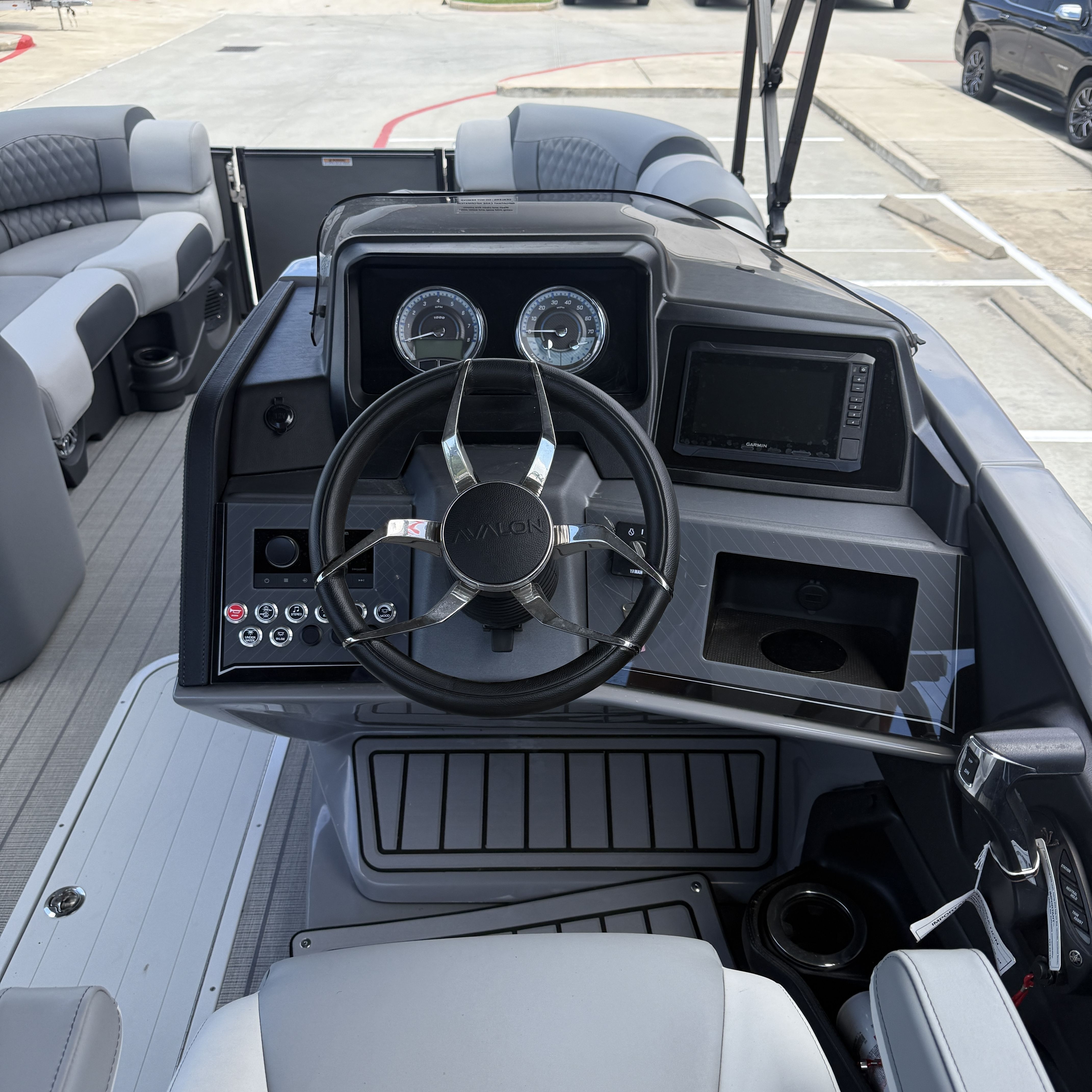 2026 Avalon Catalina Quad Lounge Shift - 23' - 15