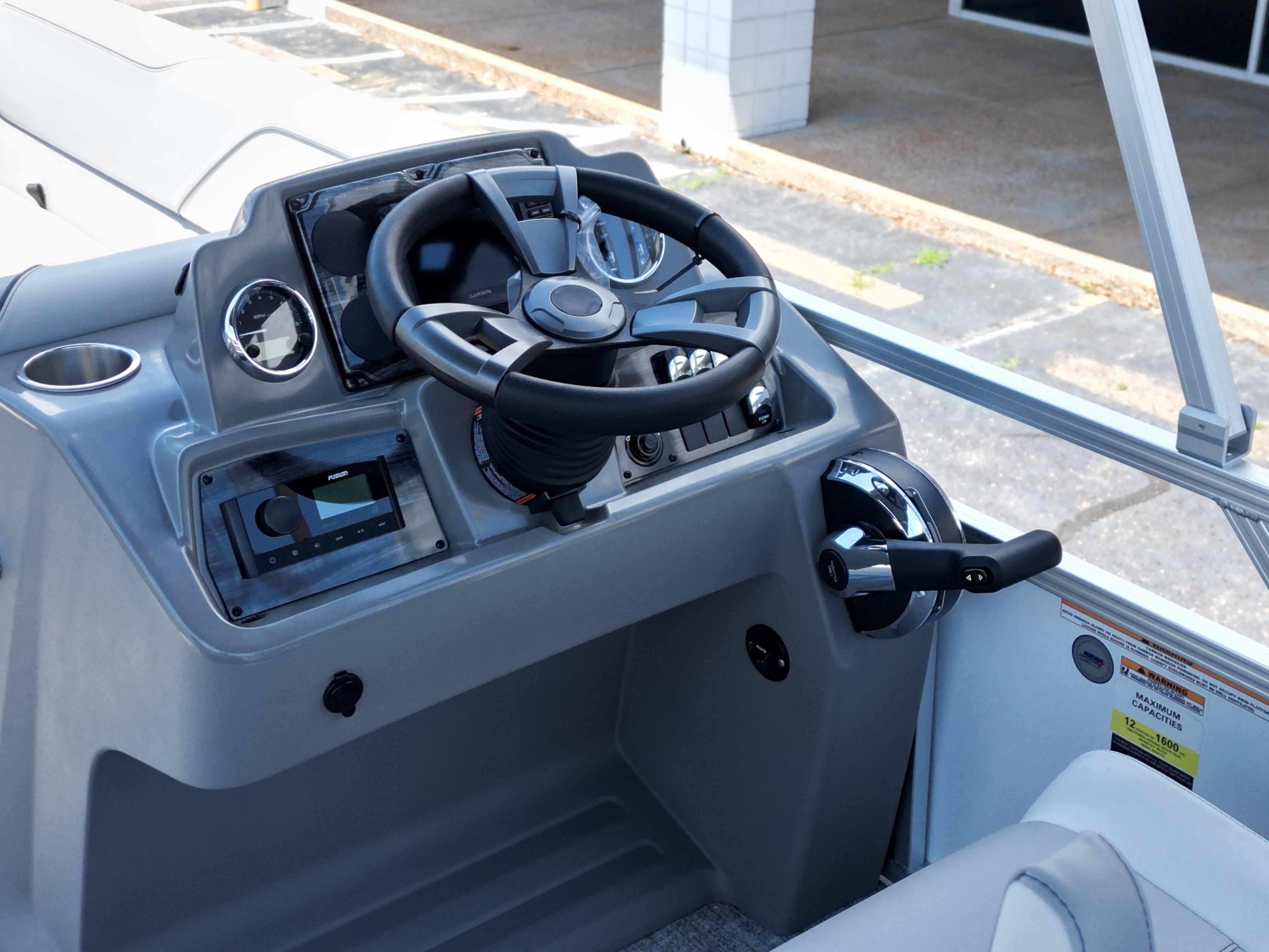 2025 Tahoe SPT FNC23T - 20