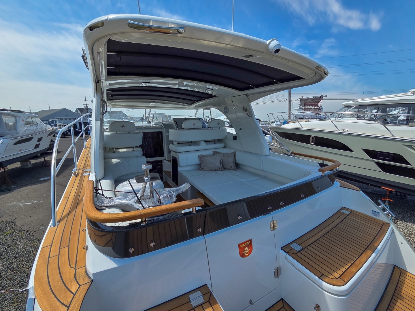 2026 Marex 310 Sun Cruiser - Image 11