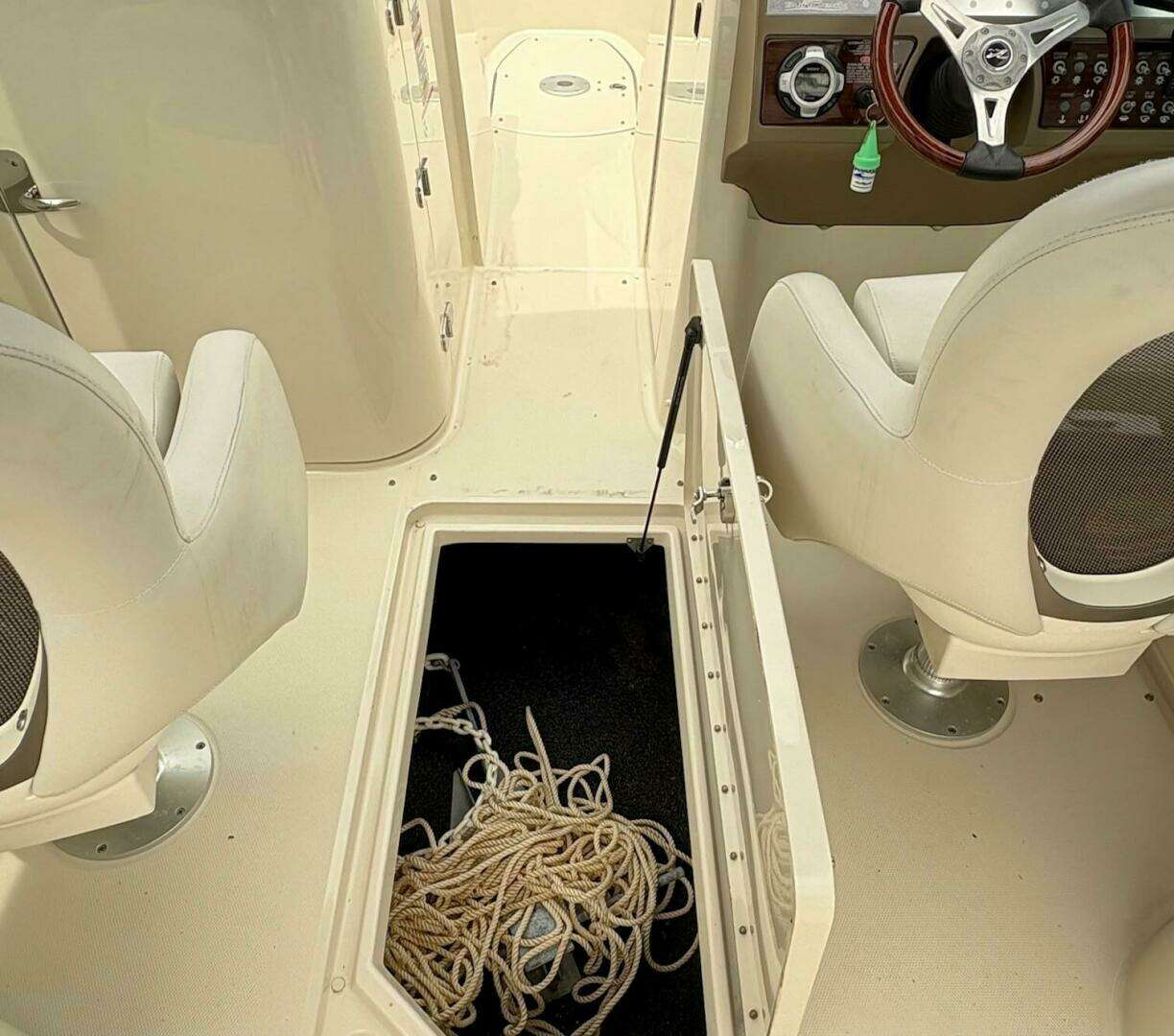 2010 Sea Ray 260 Sundeck - Image 22