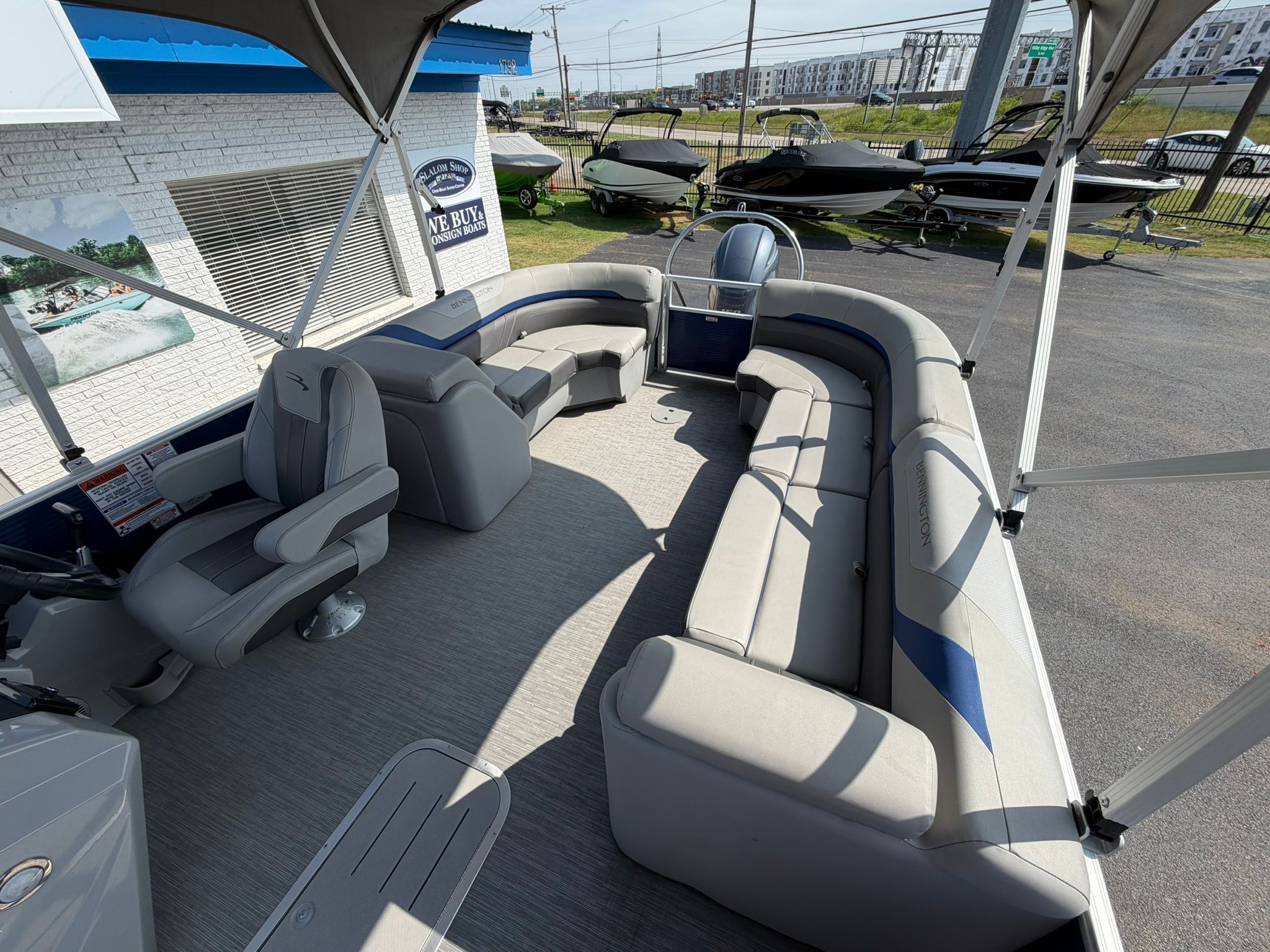 2022 BENNINGTON 22 SXSRC - Image 10