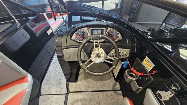 2017 Gekko REVO 7.1 - 15