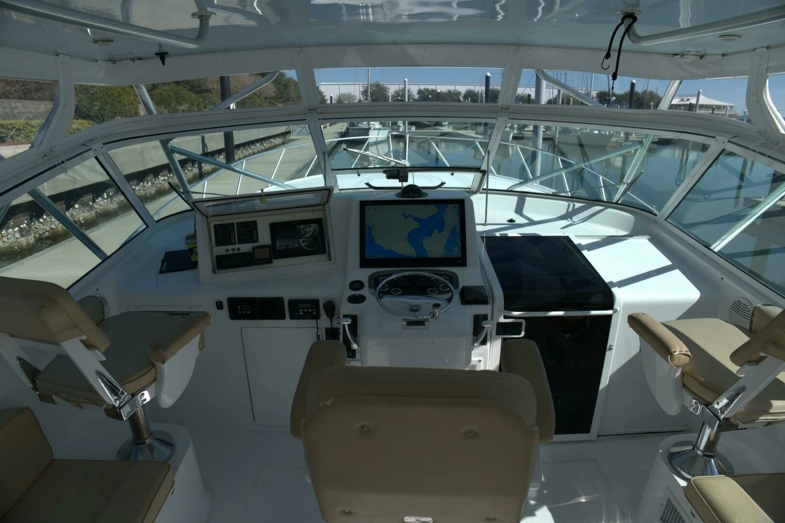 2002 Viking 43 Open - Image 18