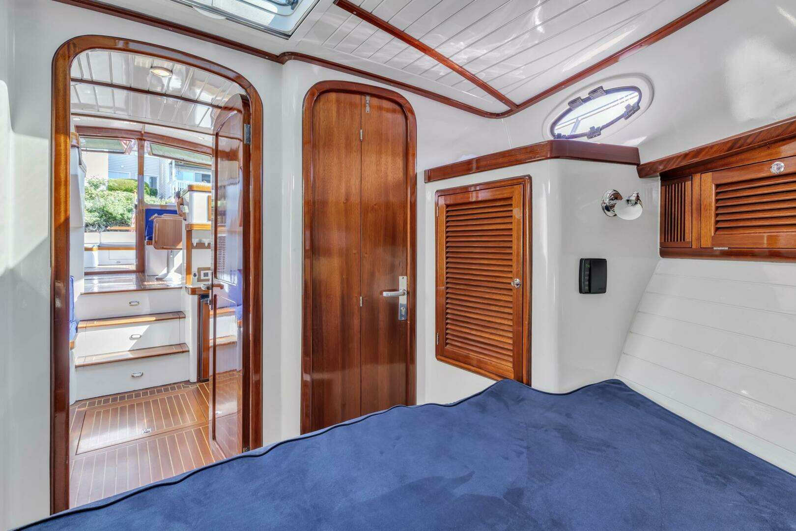 2007 Gorbon 40 - Image 33