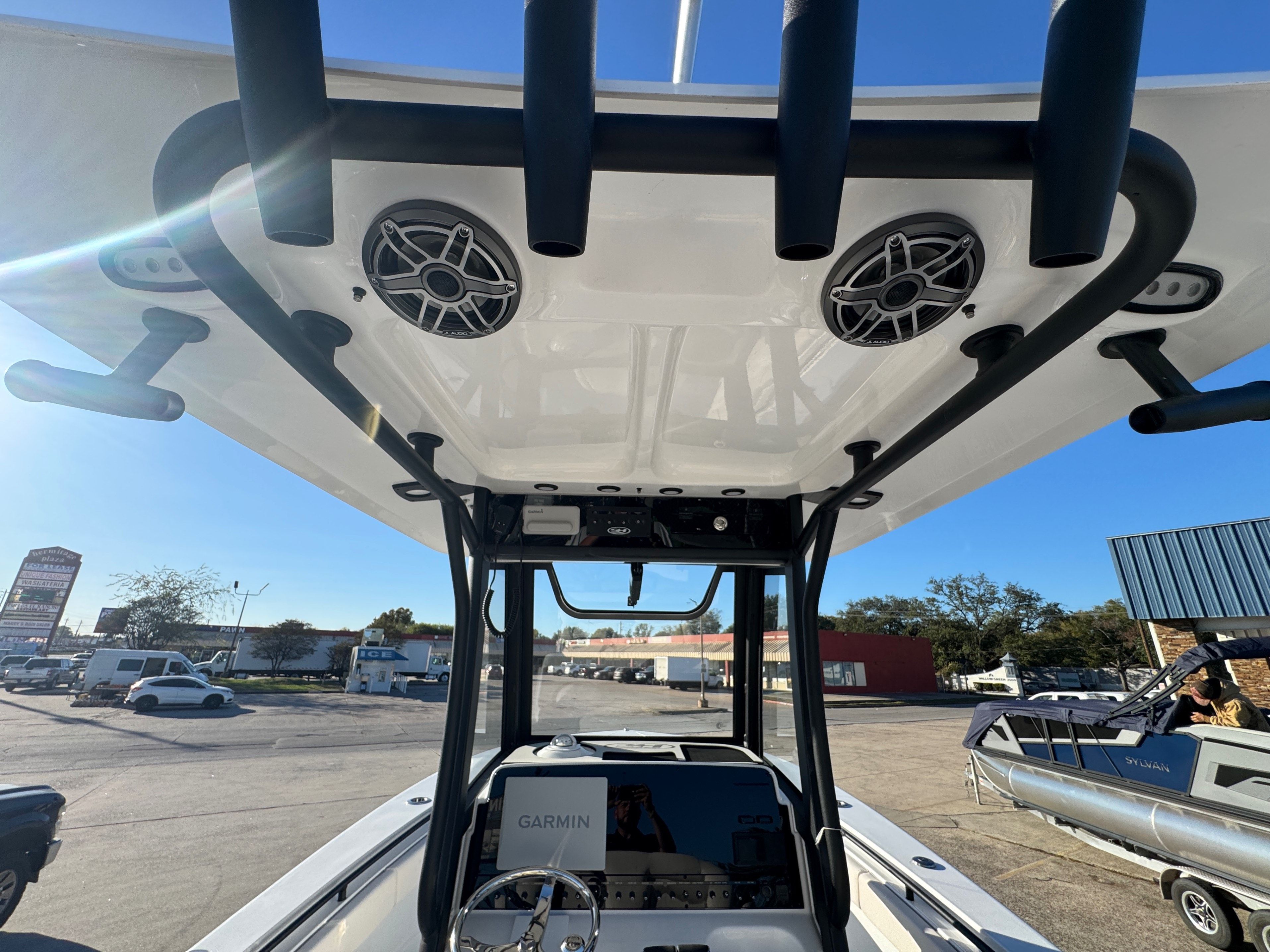 2026 Sea Hunt Gamefish 27 Coffin Box - 19