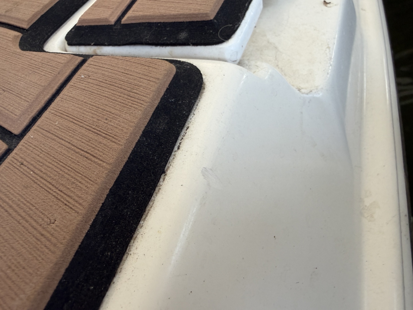 2007 Rinker 350 Express Cruiser - Image 113