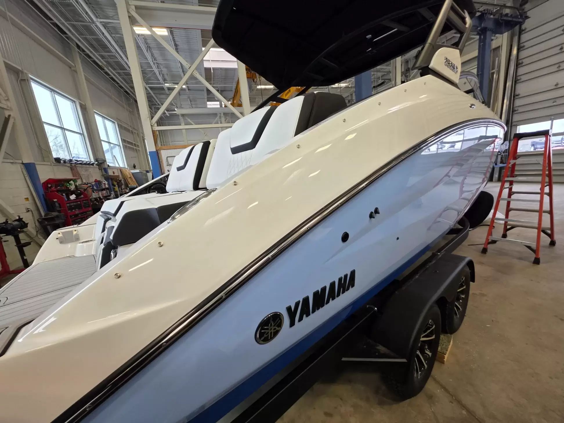 2026 Yamaha Boats 252SD - 4