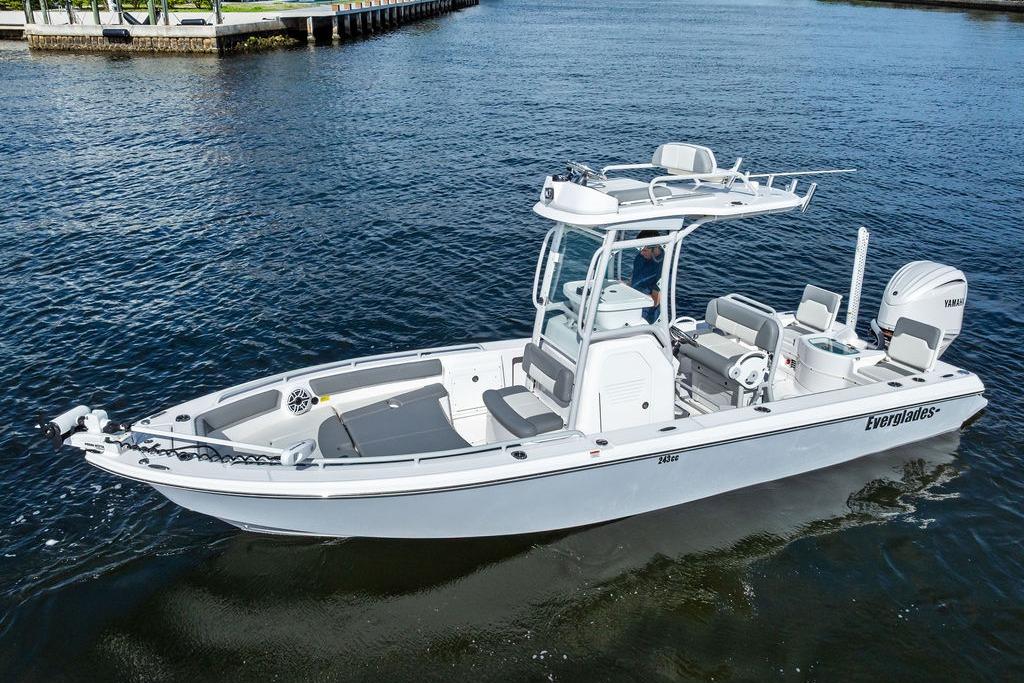2023 Everglades 243 Center Console boat on calm water, showcasing sleek design and modern features.