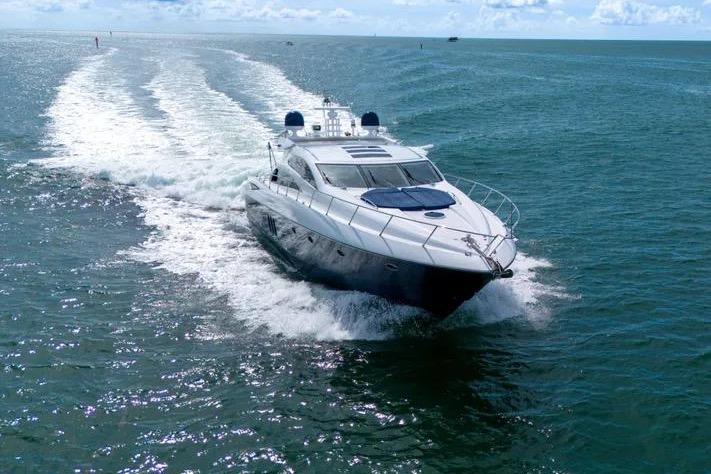2006 Sunseeker Predator 72