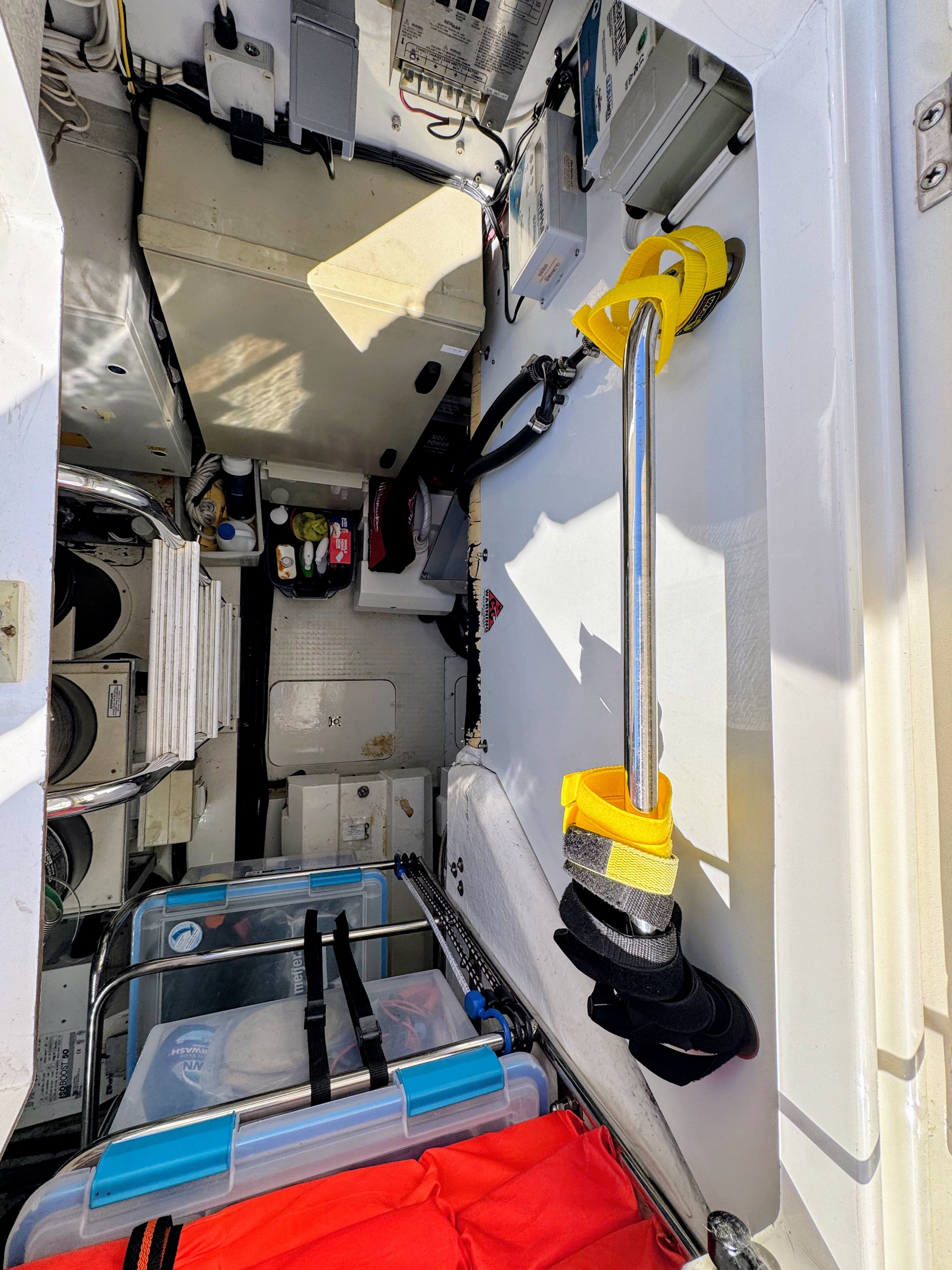 2004 Viking Princess V58 - 72