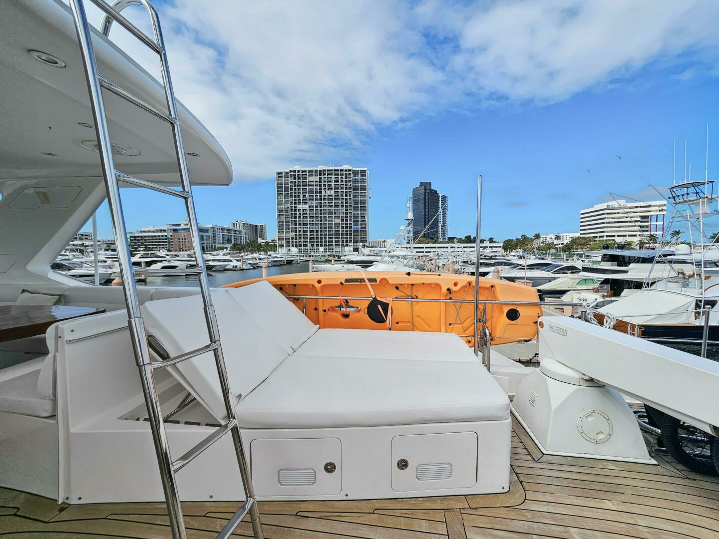 2010 Ocean Alexander 83 - Image 37