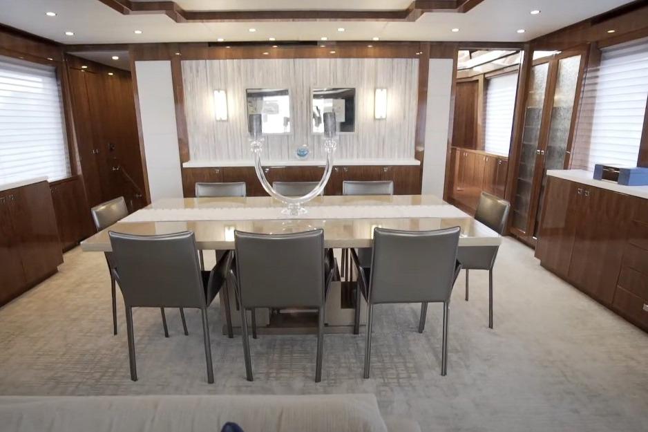 Luxurious dining area in 2017 Hargrave Raised Pilothouse MY yacht, featuring elegant decor.
