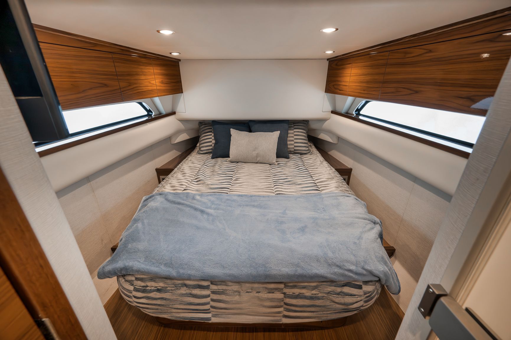 2024 Valhalla Boatworks V-55 - 39