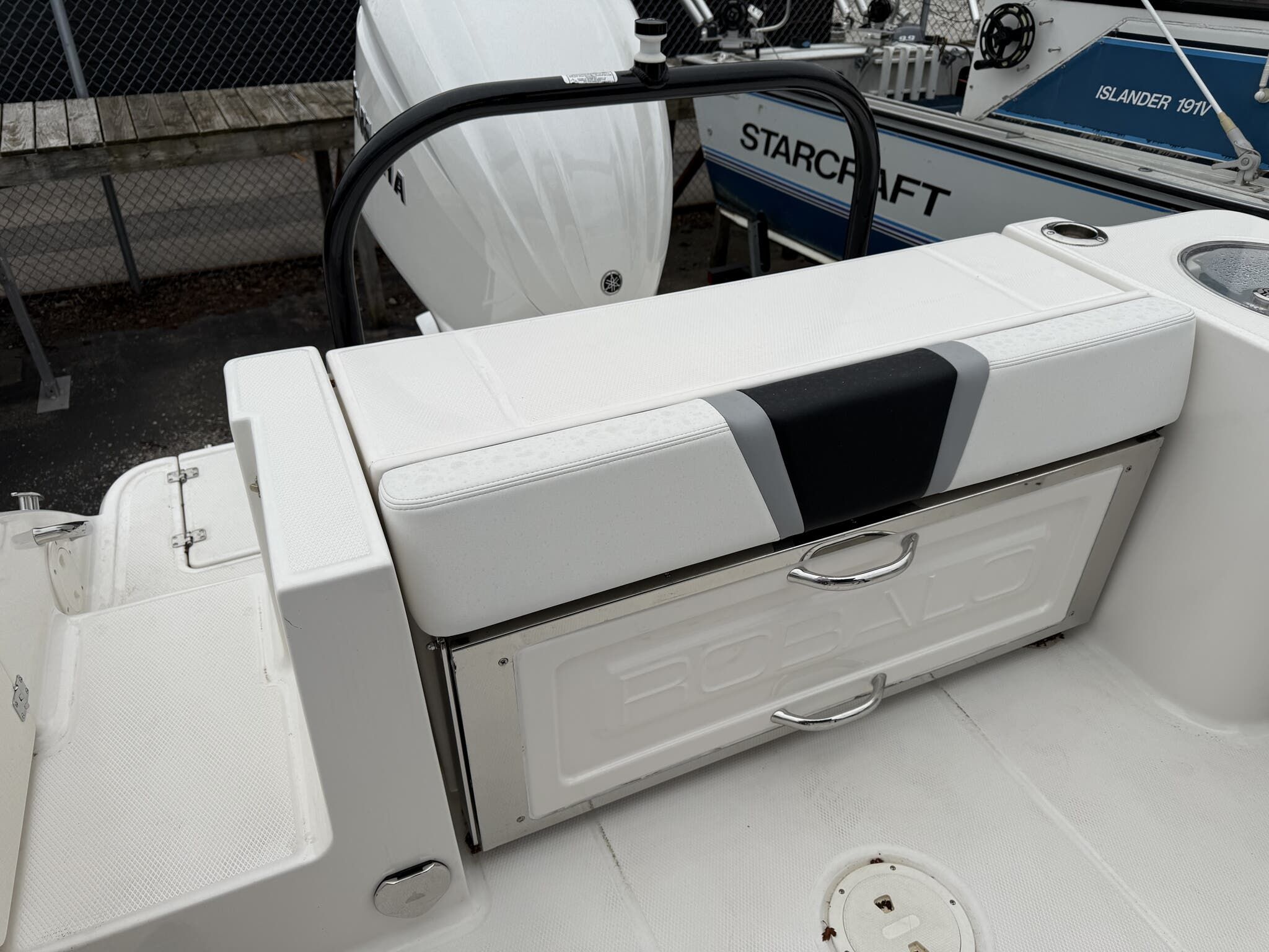 2026 Robalo R 230 - 6