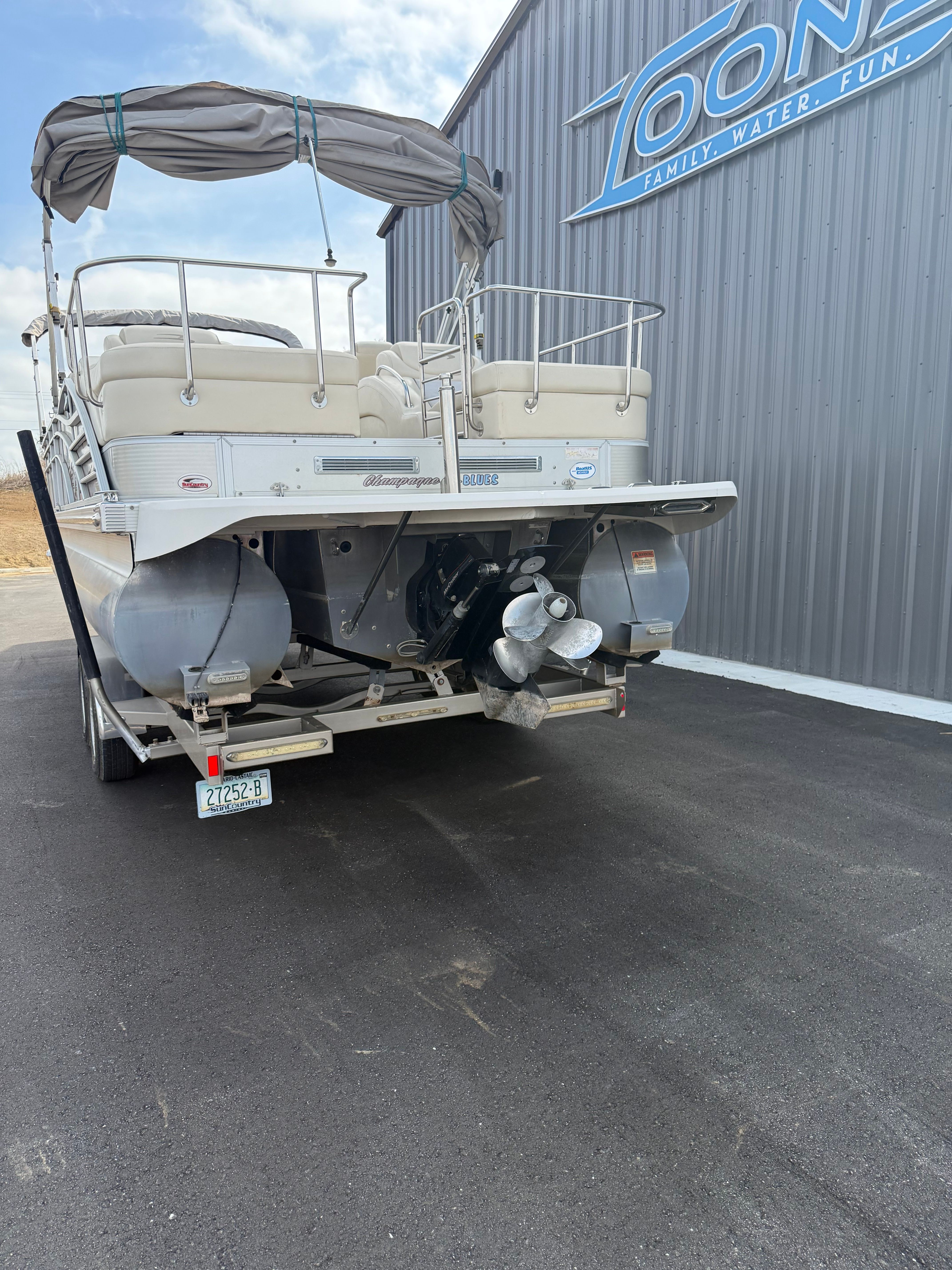2014 Bennington 2575RCW-I/O pontoon boat on trailer.