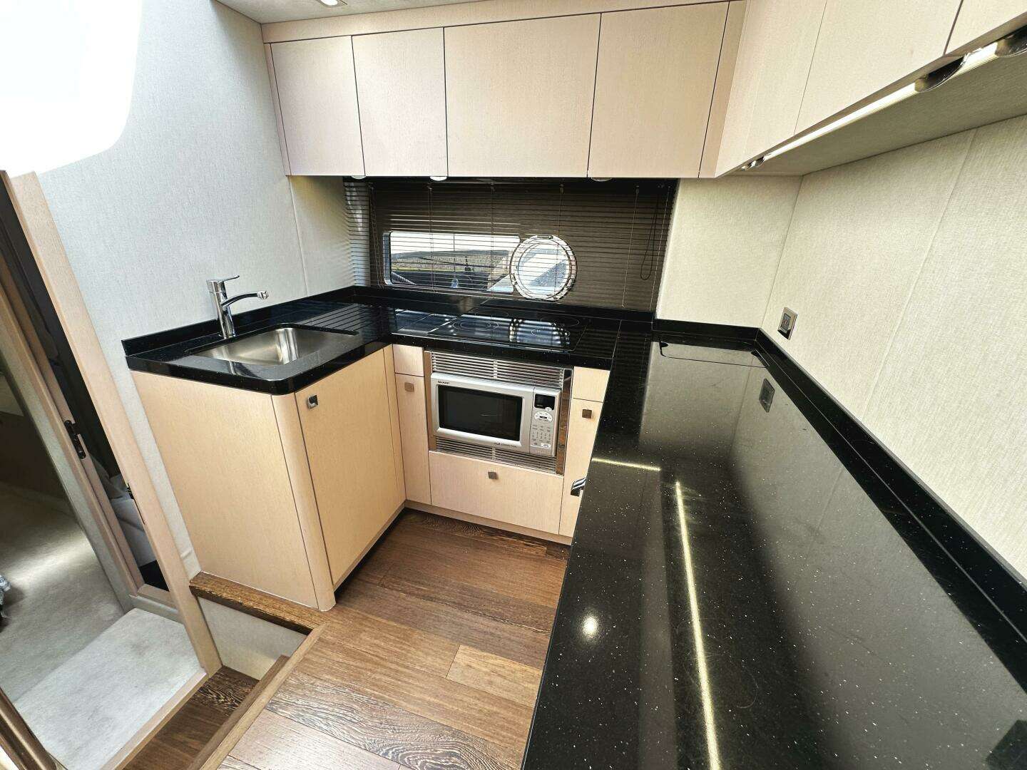 2015 Sunseeker Predator 57 - Image 23
