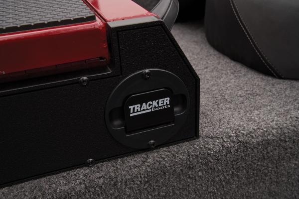2025 Tracker Savage 215